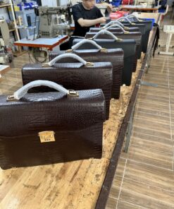 Cặp doanh nhân da bò ép vân - D19088